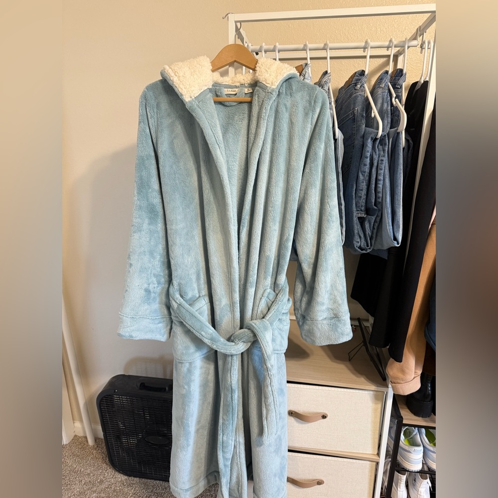 LL Bean women’s plush robe